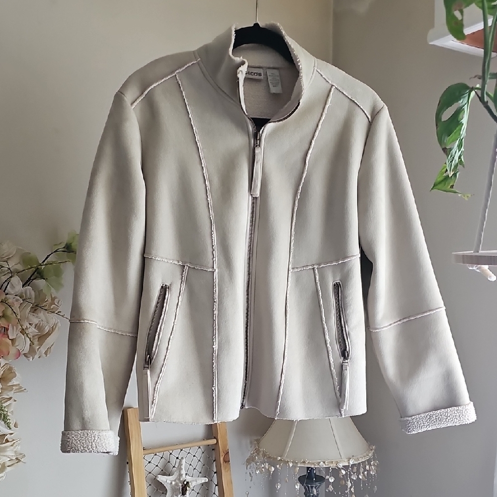 Chicos Faux Suede And Sherpa Light Weight Jacket Size 1